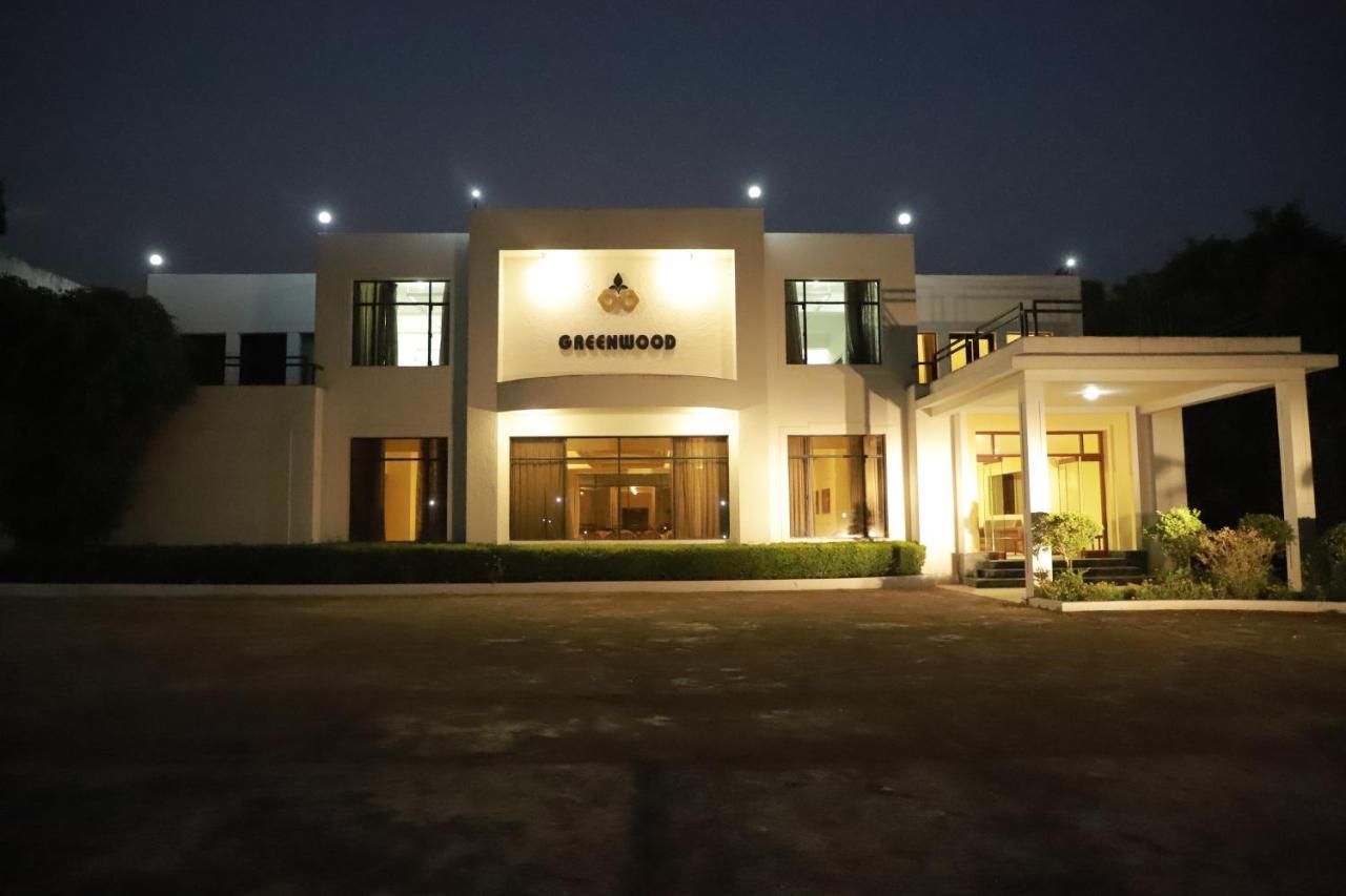 Greenwood Hotel Кхаджурахо Экстерьер фото