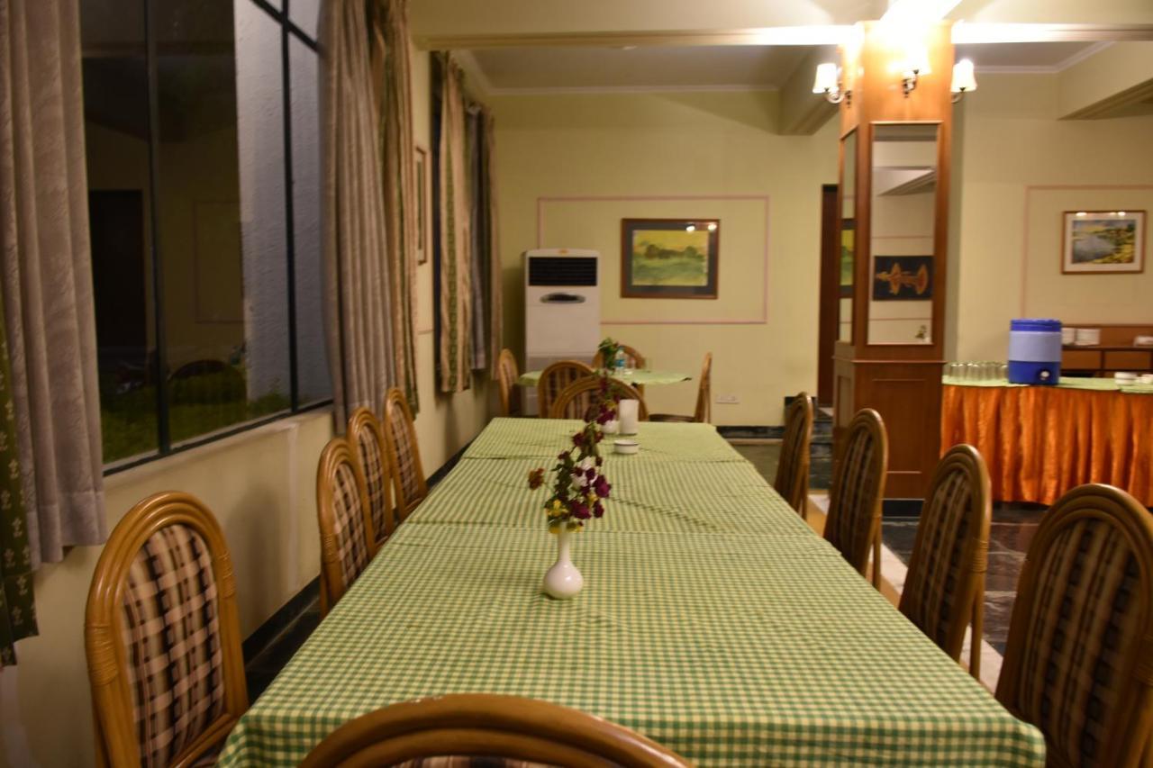 Greenwood Hotel Кхаджурахо Экстерьер фото