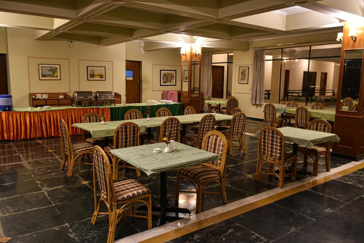 Greenwood Hotel Кхаджурахо Экстерьер фото